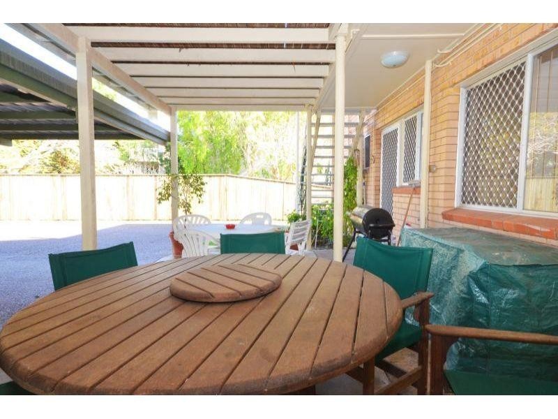 2/15 Russell St, Noosaville QLD 4566