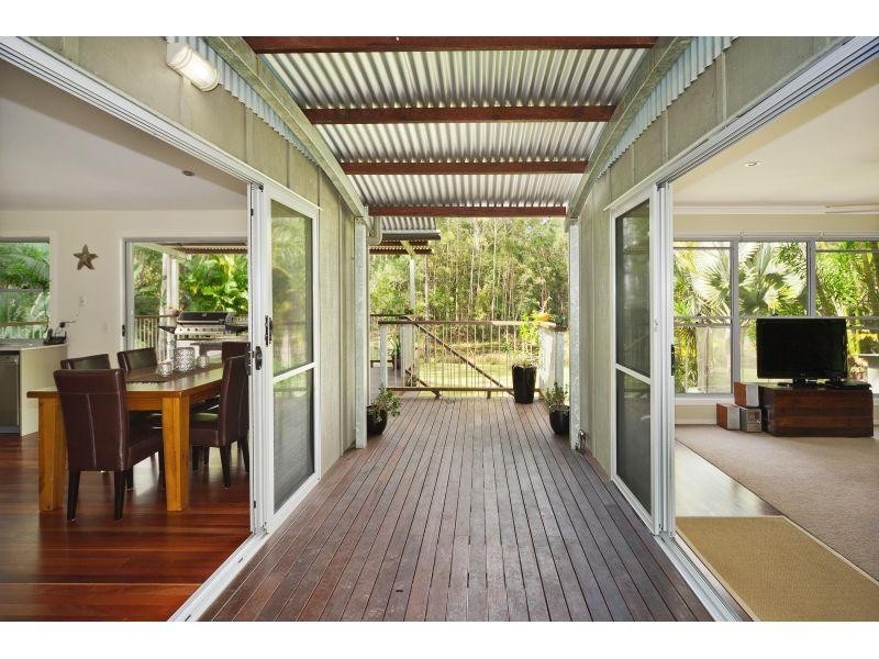 834 Cootharaba Road, Cootharaba QLD 4565