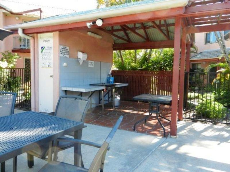 18 / 24 Lake Weyba Drive, Noosaville QLD 4566