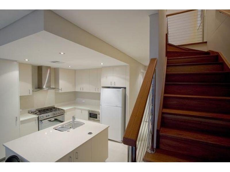 4/233-235 Weyba Road, Noosaville QLD 4566