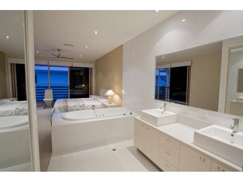 4/233-235 Weyba Road, Noosaville QLD 4566