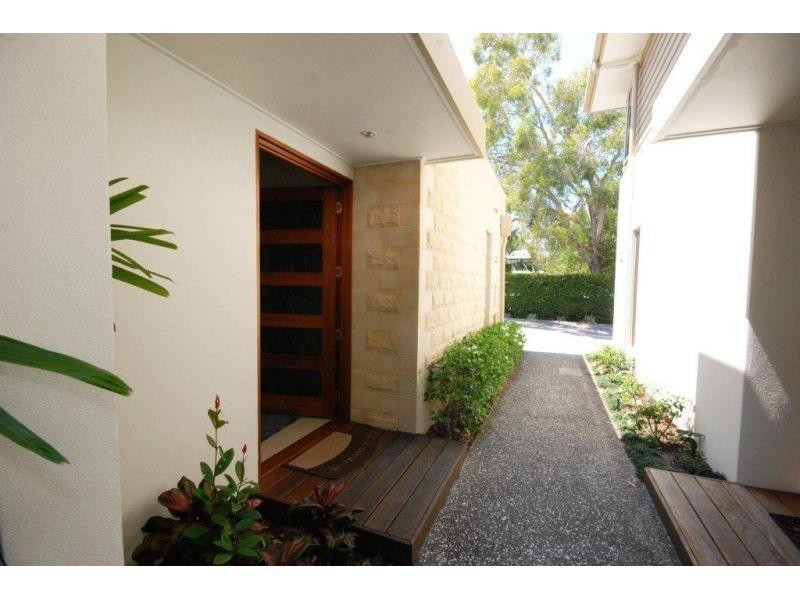 4/233-235 Weyba Road, Noosaville QLD 4566