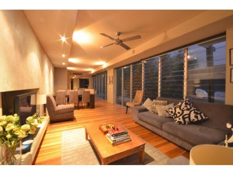 52 Ferguson Street, Sunshine Beach QLD 4567