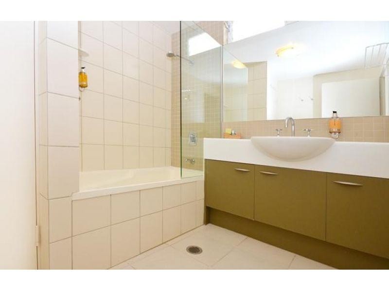 3/144 Noosa Parade, Noosaville QLD 4566