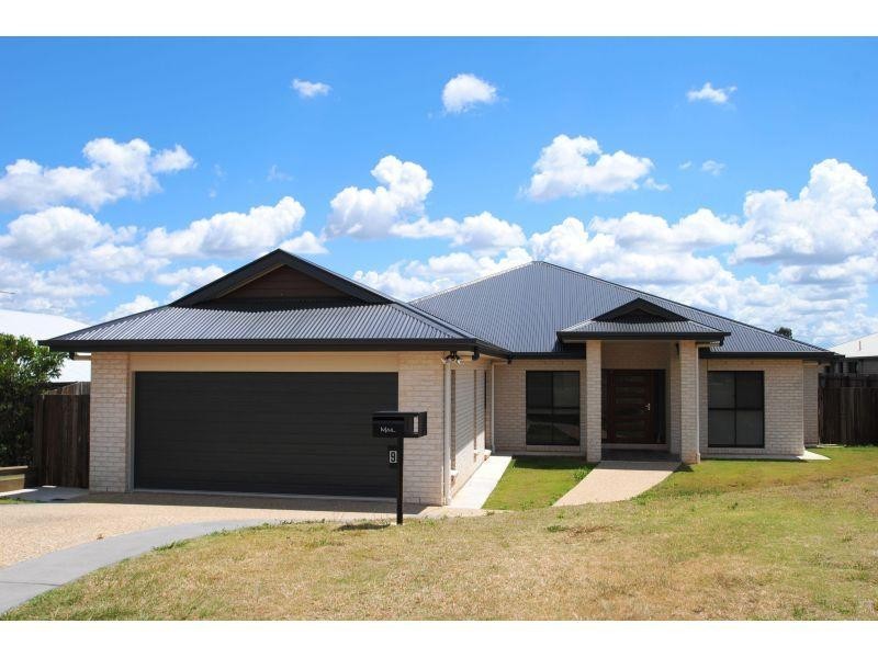9 Principal Place, Jones Hill QLD 4570