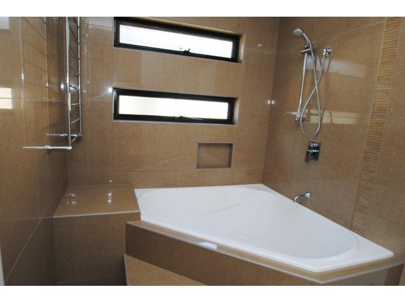 10 Parakeet Court, Tamaree QLD 4570