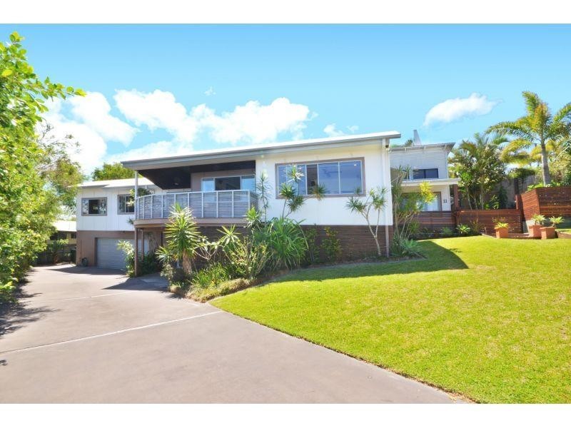 11 Captains Court, Sunrise Beach QLD 4567