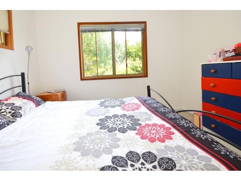 16  Hardy St, Sunrise Beach QLD 4567