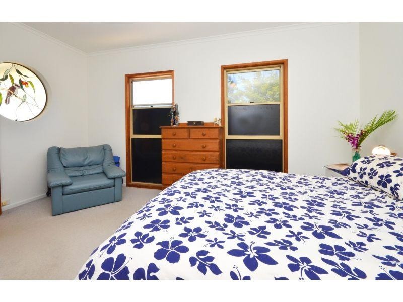 16  Hardy St, Sunrise Beach QLD 4567
