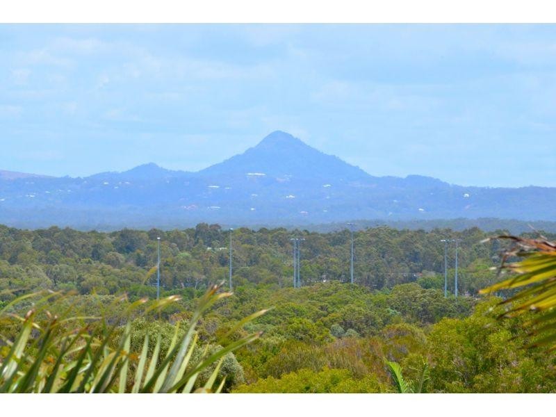 16  Hardy St, Sunrise Beach QLD 4567