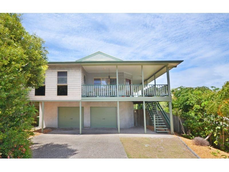 16  Hardy St, Sunrise Beach QLD 4567