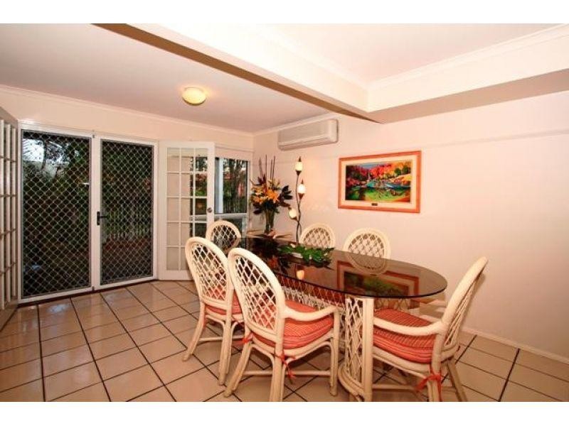 42/12 Robert Street, Noosaville QLD 4566