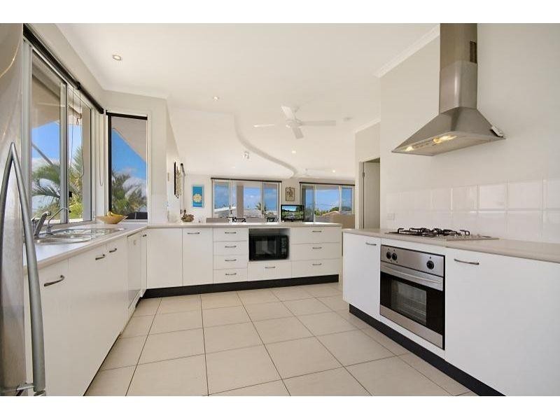 45 Orealla Cr, Sunrise Beach QLD 4567
