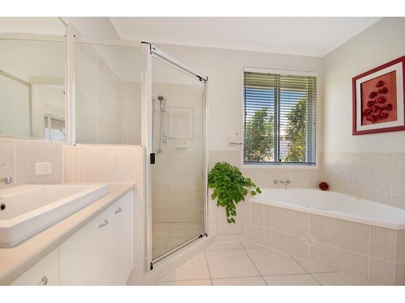 45 Orealla Cr, Sunrise Beach QLD 4567