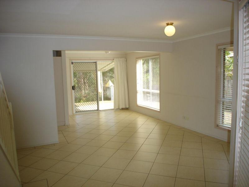 61 Hooper Crescent, Tewantin QLD 4565