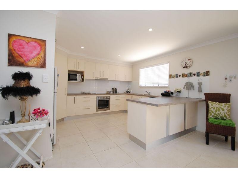 47 Hilltop Avenue, Southside QLD 4570