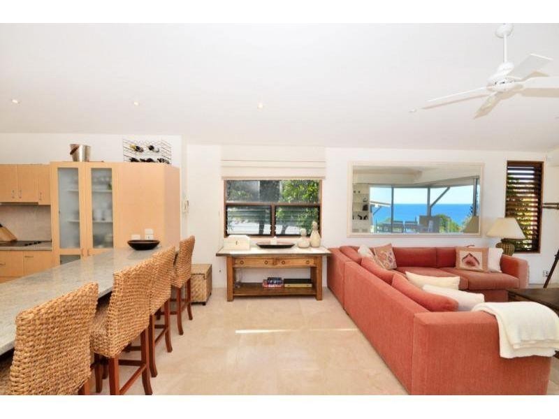2/35 The Esplanade, Sunshine Beach QLD 4567