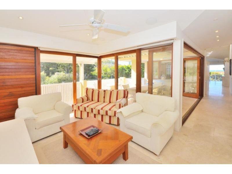 2/35 The Esplanade, Sunshine Beach QLD 4567
