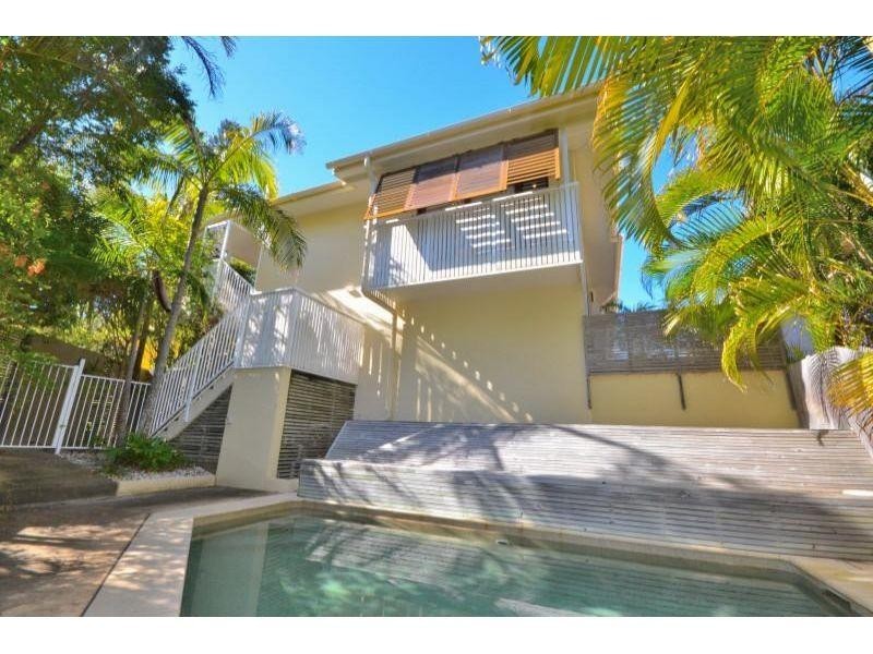 2/35 The Esplanade, Sunshine Beach QLD 4567
