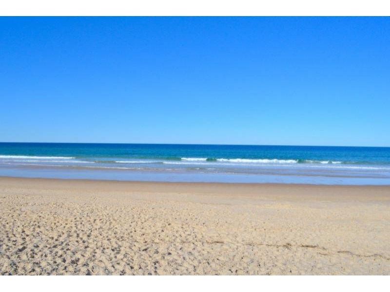 2/35 The Esplanade, Sunshine Beach QLD 4567