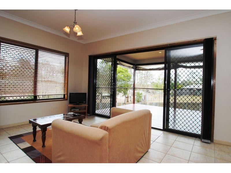 58 Bushland Drive, Southside QLD 4570
