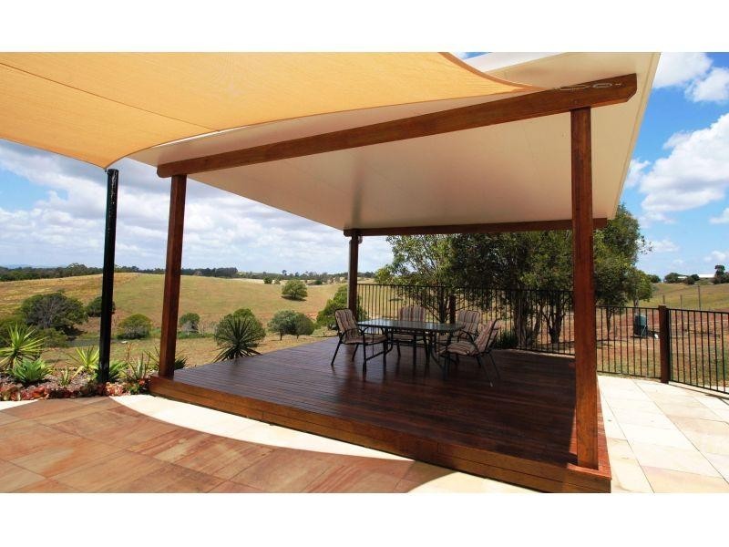 36 Bath Road, Canina QLD 4570