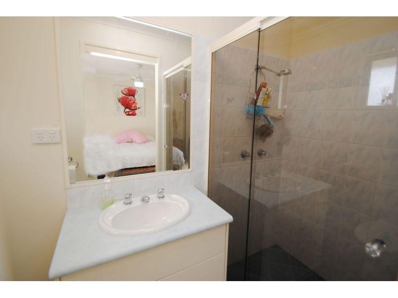 36 Bath Road, Canina QLD 4570