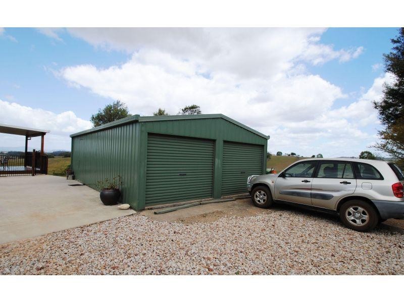 36 Bath Road, Canina QLD 4570