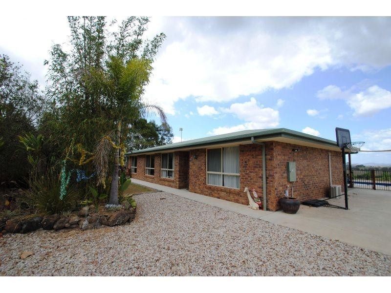 36 Bath Road, Canina QLD 4570