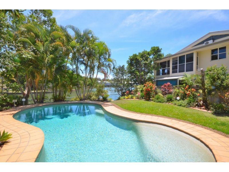 2/12 Hygieta Street, Noosaville QLD 4566