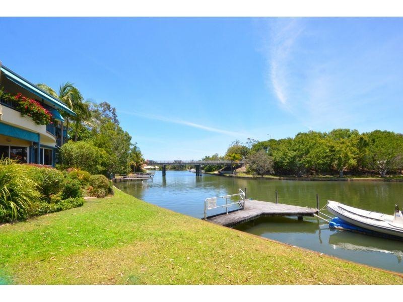 2/12 Hygieta Street, Noosaville QLD 4566