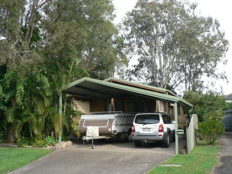 3 Laburnum Cres, Noosaville QLD 4566