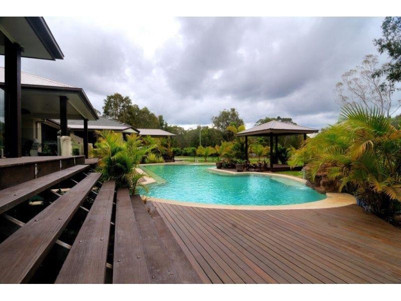 25 Yatama Place, Cooroibah QLD 4565