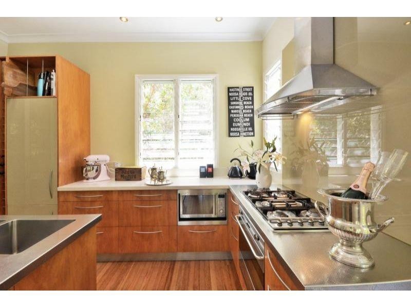 21 Dolphin Bay Drive, Sunshine Beach QLD 4567
