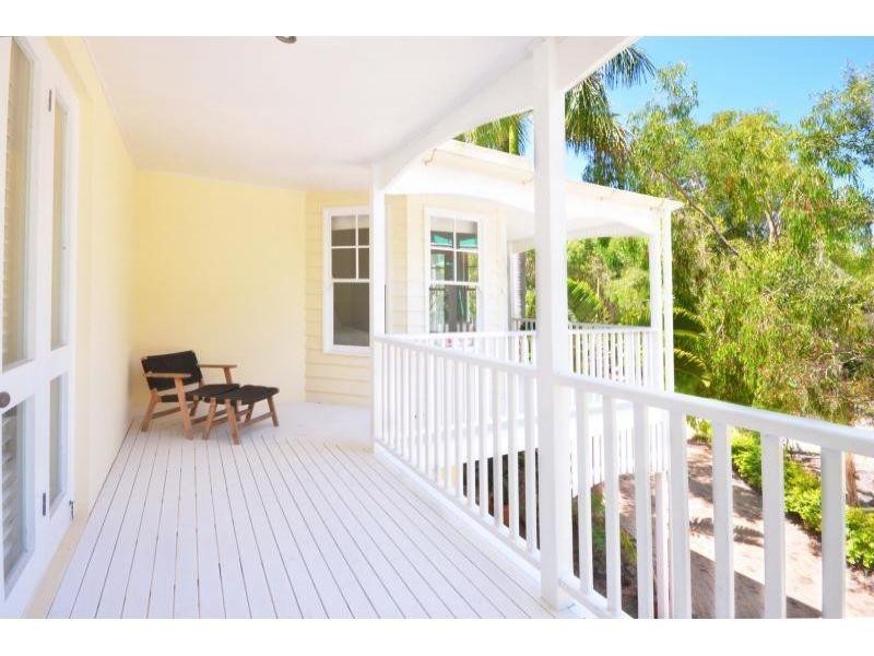 21 Dolphin Bay Drive, Sunshine Beach QLD 4567