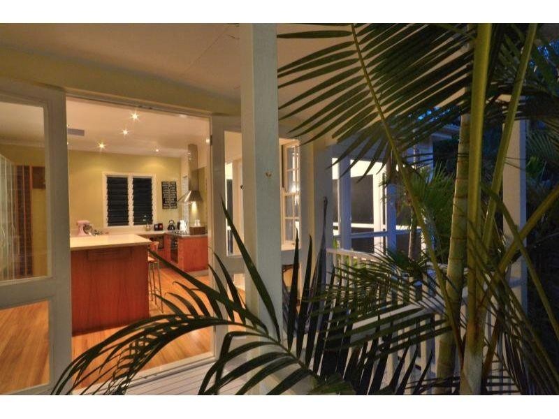 21 Dolphin Bay Drive, Sunshine Beach QLD 4567