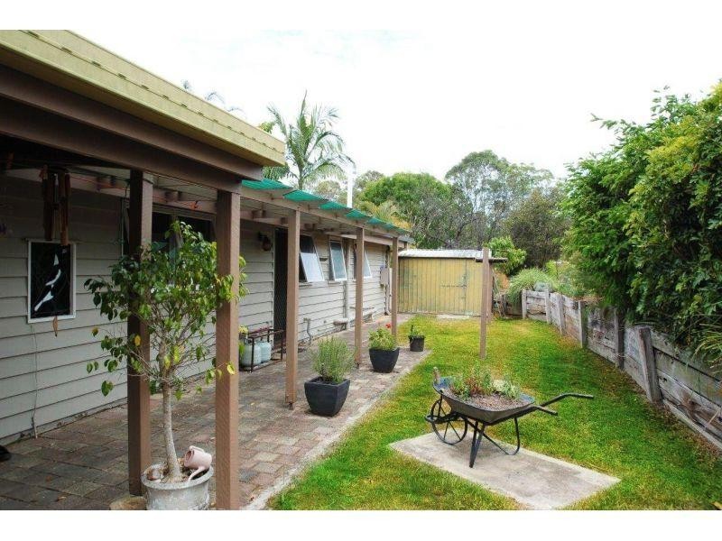 2  Goldstone Crescent, Southside QLD 4570