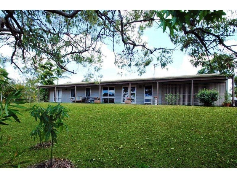 2  Goldstone Crescent, Southside QLD 4570