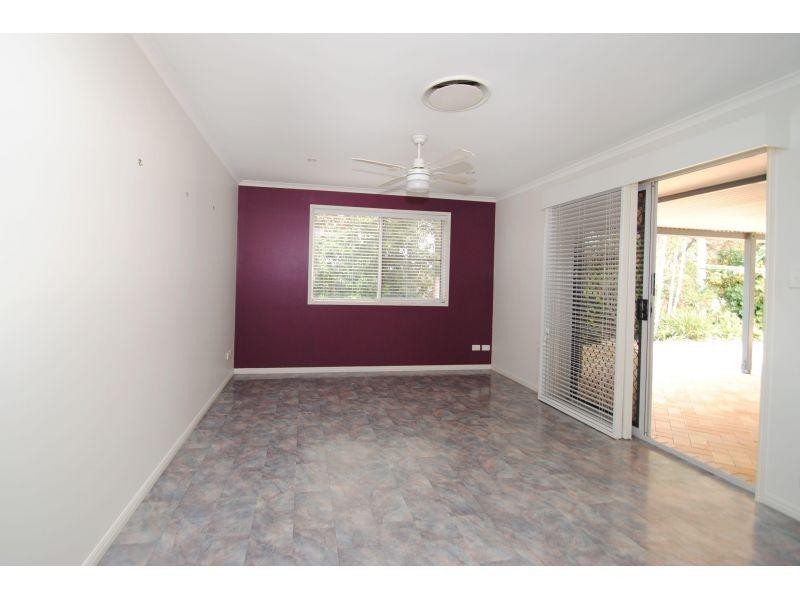 119 Groundwater Road, Southside QLD 4570