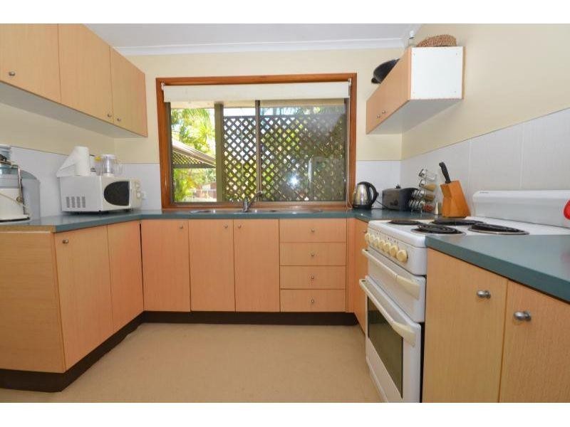 113 Hendry St, Tewantin QLD 4565