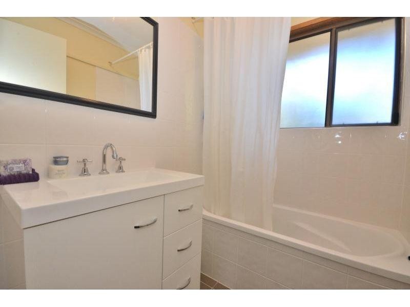 113 Hendry St, Tewantin QLD 4565