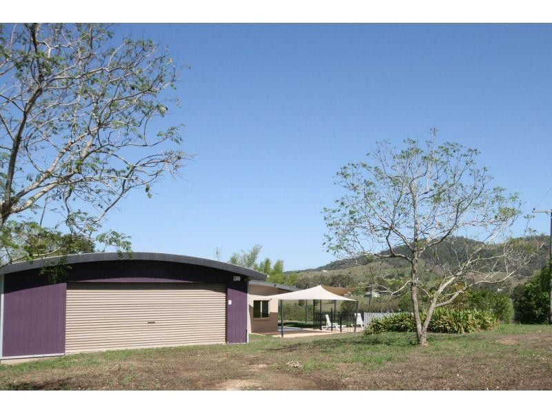 23 Percival Road, Chatsworth QLD 4570