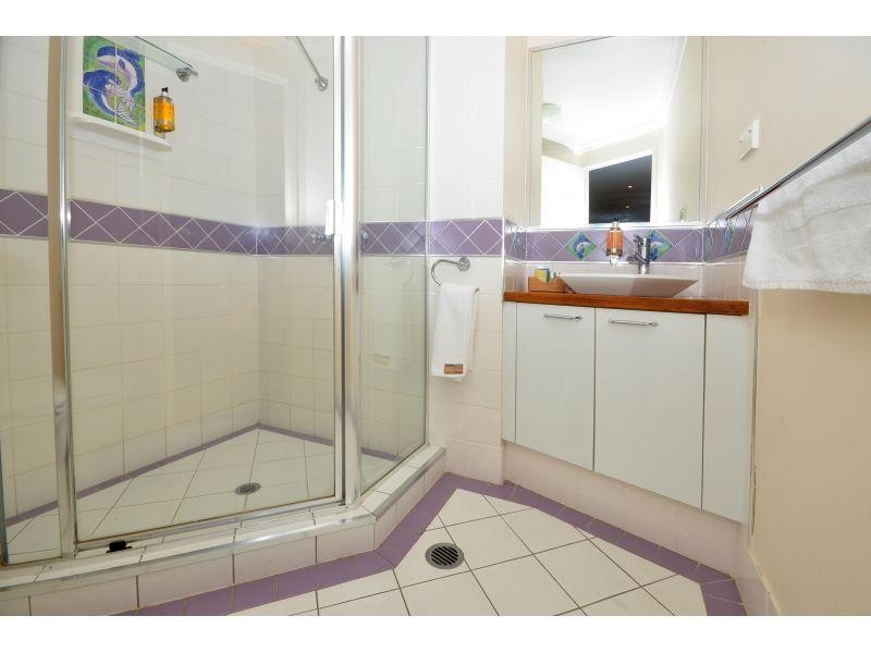 2/144 Noosa Parade, Noosaville QLD 4566