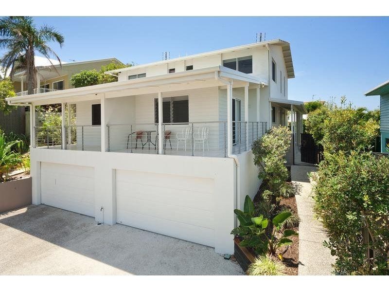 2/20 Orealla Crescent, Sunrise Beach QLD 4567