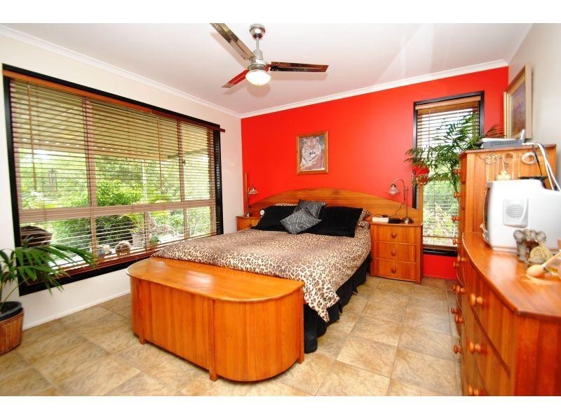 20 Kabi Crescent, Widgee QLD 4570