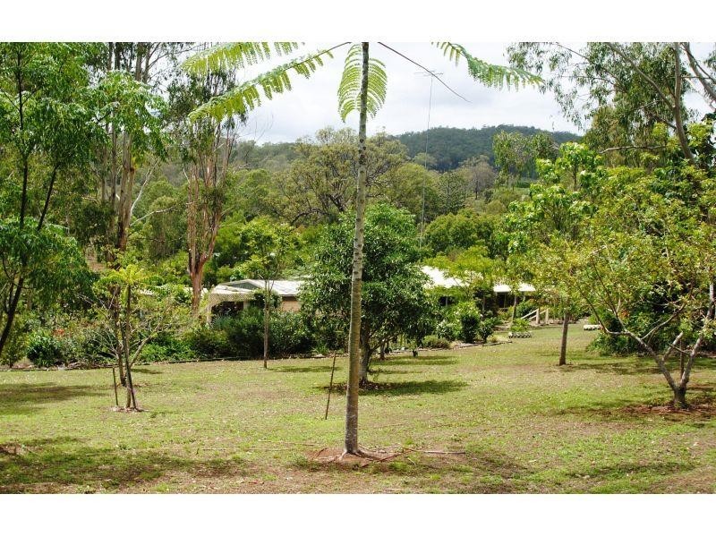 20 Kabi Crescent, Widgee QLD 4570