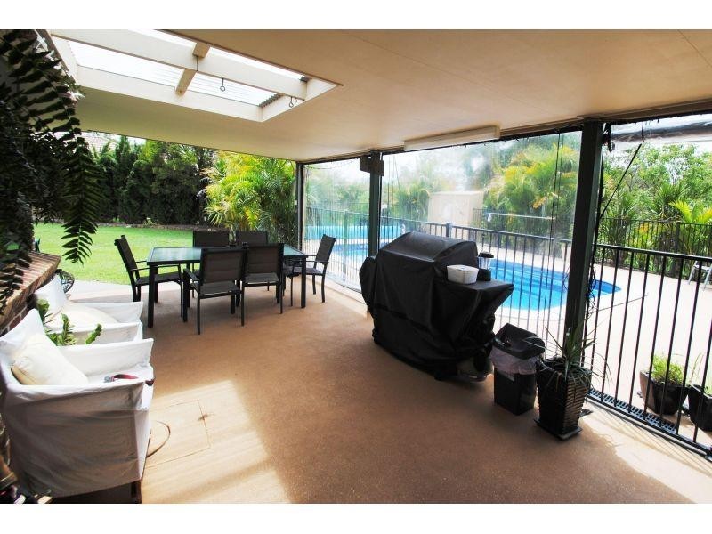 28 Emerald Drive, Southside QLD 4570