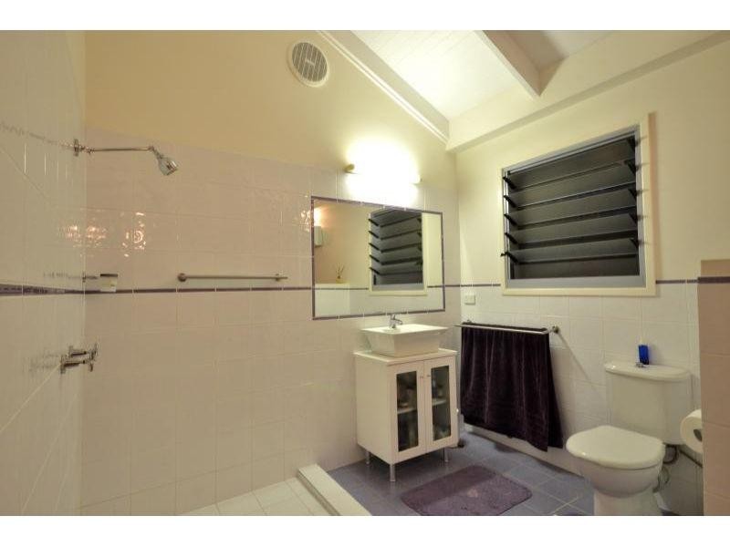 3 Taine St, Noosaville QLD 4566