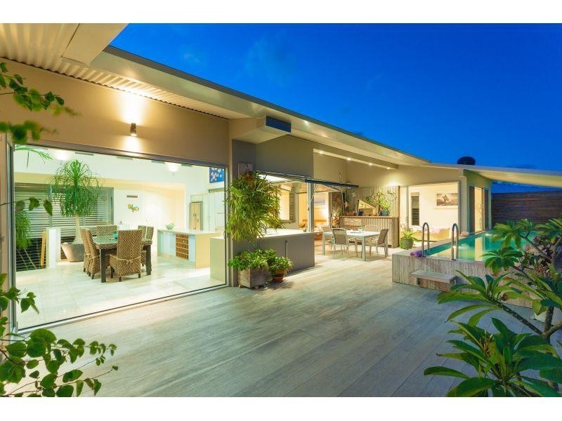 29 Noosa Dunes, Castaways Beach QLD 4567