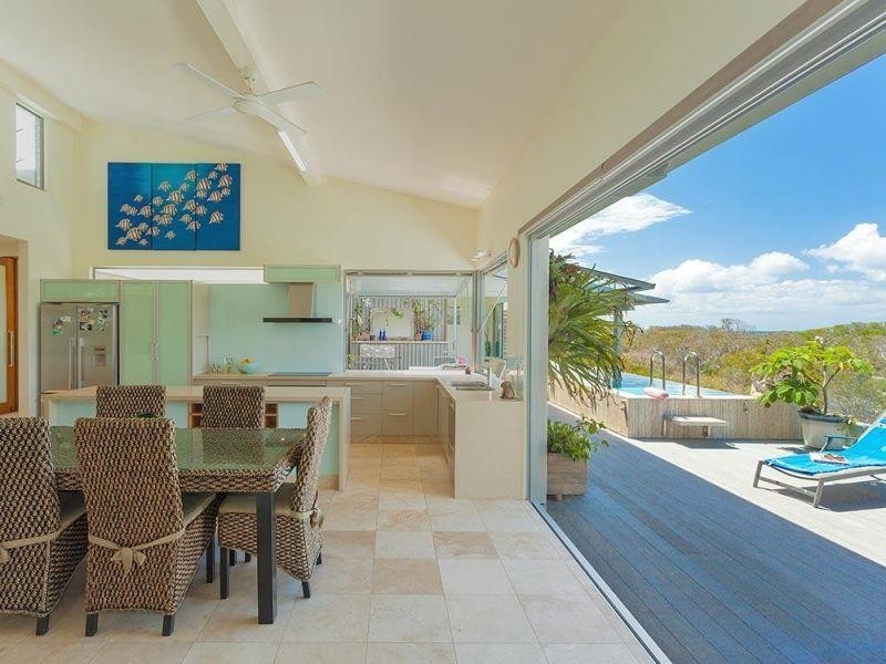 29 Noosa Dunes, Castaways Beach QLD 4567